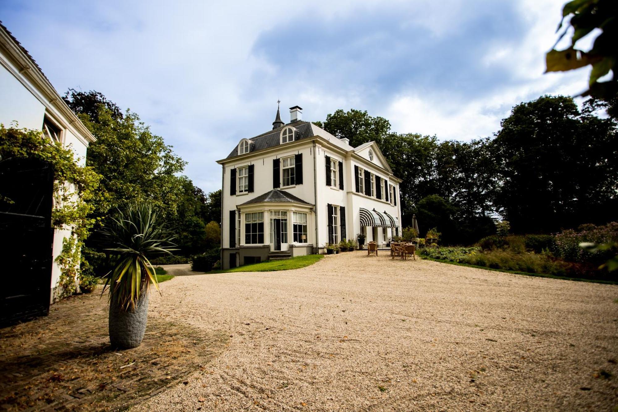 Landgoed Loenen B&B Slijk-Ewijk Luaran gambar